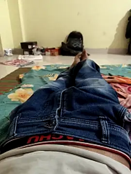 Snapshot of _younger_couples_ chatting on 04-11-26, 10:03 younger couples online show from 04-11-26, 10:03