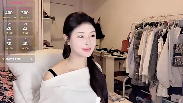Snapshot of secret-anan chatting on 05-12-26, 05:10 secret-anan online show from 05-12-26, 05:10