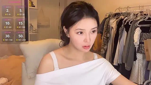Snapshot of secret-anan chatting on 06-15-26, 08:55 secret-anan online show from 06-15-26, 08:55