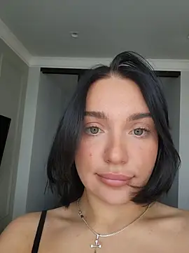 Snapshot of LucyHotty_ chatting on 04-13-26, 10:10 LucyHotty online show from 04-13-26, 10:10