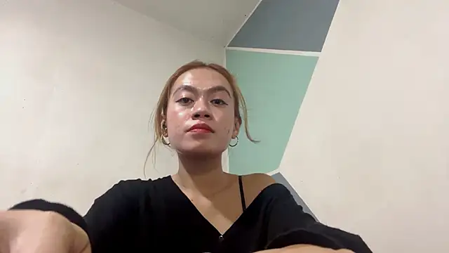 Snapshot of LadyBianca19 chatting on 05-01-26, 12:21 LadyBianca19 online show from 05-01-26, 12:21