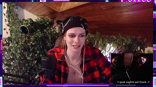 Snapshot of SkinnyAlex1312 chatting on 04-16-26, 03:35 SkinnyAlex1312 online show from 04-16-26, 03:35