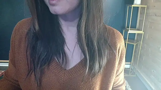 NicoleLove  online show from 04-26-26, 07:06