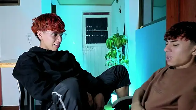 Ryan y tony online show from 04-15-26, 01:56