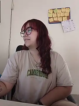 Snapshot of AliceScoot_ chatting on 06-22-26, 06:05 AliceScoot online show from 06-22-26, 06:05