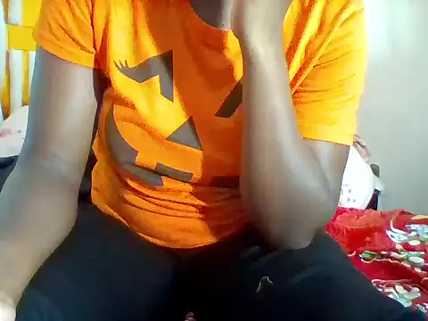 Snapshot of hotchoco03 chatting on 04-23-26, 06:21 hotchoco03 online show from 04-23-26, 06:21