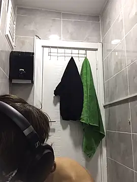 Snapshot of Eyelessmage1 chatting on 04-15-26, 07:32 Eyelessmage1 online show from 04-15-26, 07:32