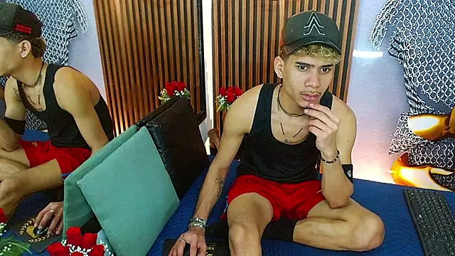 Snapshot of Skinny_cute_Alyer chatting on 05-25-26, 03:12 Skinny cute Alyer online show from 05-25-26, 03:12