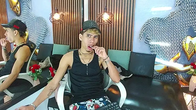 Snapshot of Skinny_cute_Alyer chatting on 05-29-26, 02:31 Skinny cute Alyer online show from 05-29-26, 02:31