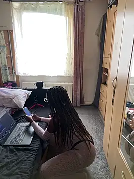 Snapshot of Alejalozano chatting on 04-12-26, 11:48 Alejalozano online show from 04-12-26, 11:48