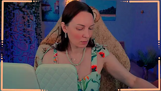 Snapshot of LanaRadiance chatting on 06-15-26, 11:45 LanaRadiance online show from 06-15-26, 11:45