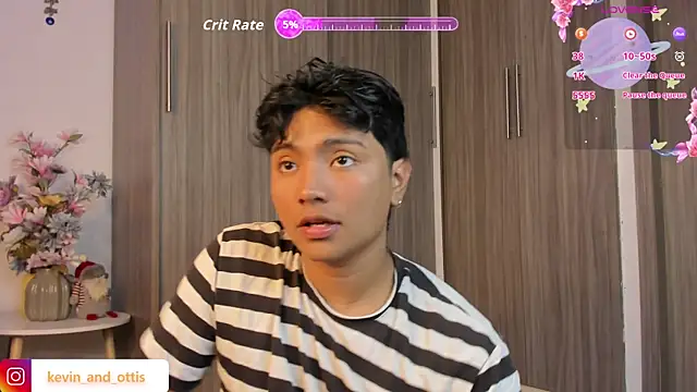 Snapshot of keyott chatting on 05-13-26, 12:41 keyott online show from 05-13-26, 12:41