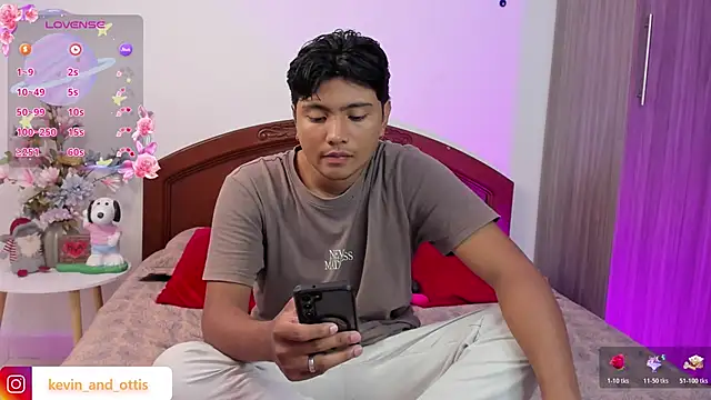 Snapshot of keyott chatting on 06-21-26, 08:44 keyott online show from 06-21-26, 08:44