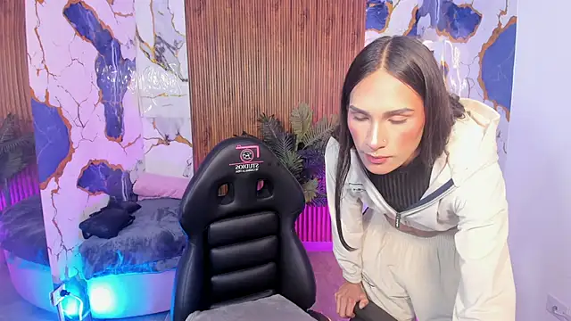 Snapshot of Samcielo_tay chatting on 05-11-26, 03:01 Samcielo tay online show from 05-11-26, 03:01