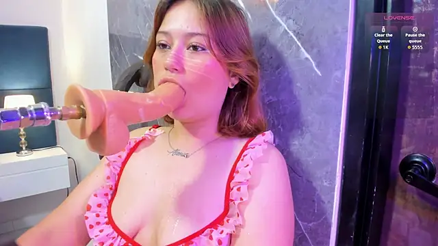 Snapshot of iza_grey chatting on 06-02-26, 11:45 iza grey online show from 06-02-26, 11:45