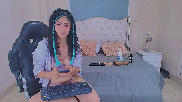 elizabeth santos1 online show from 05-16-26, 12:07