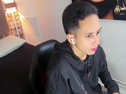 Zack isback online show from 04-14-26, 07:53