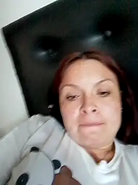 Lina19 93 online show from 04-12-26, 09:42