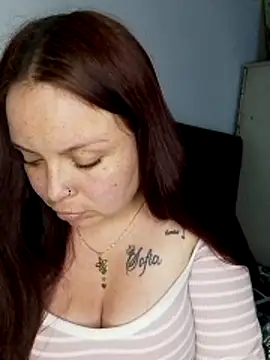 Lina19 93 online show from 04-16-26, 05:08