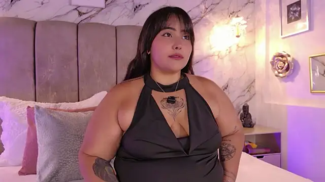 Snapshot of TinaCurv_Pv chatting on 04-10-26, 11:59 TinaCurv Pv online show from 04-10-26, 11:59