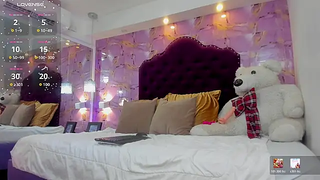 Snapshot of luna_bloomm_ chatting on 07-08-26, 04:50 luna bloomm online show from 07-08-26, 04:50