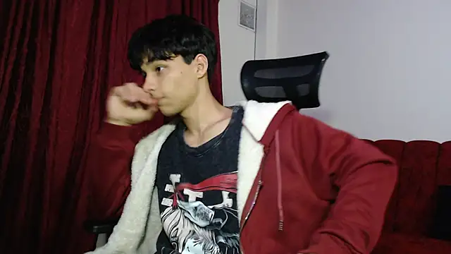 Snapshot of Marck-Pro chatting on 04-28-26, 10:37 Marck-Pro online show from 04-28-26, 10:37