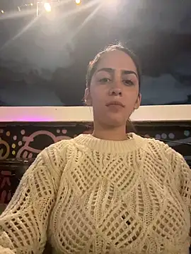 Snapshot of anamariaa__ chatting on 06-26-26, 12:15 anamariaa online show from 06-26-26, 12:15