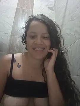 Snapshot of angelplu chatting on 04-11-26, 05:17 angelplu online show from 04-11-26, 05:17