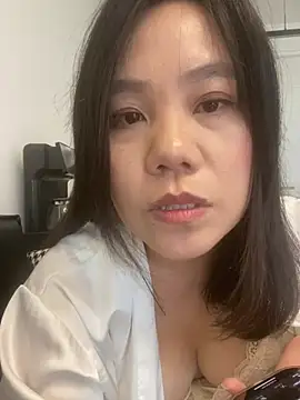 Feifei123521 online show from 04-11-26, 11:53