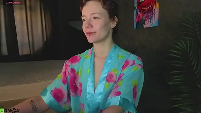 Ricki Bloom online show from 06-17-26, 01:08