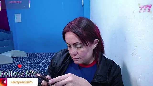 Snapshot of carolinhe26 chatting on 05-16-26, 09:13 carolinhe26 online show from 05-16-26, 09:13