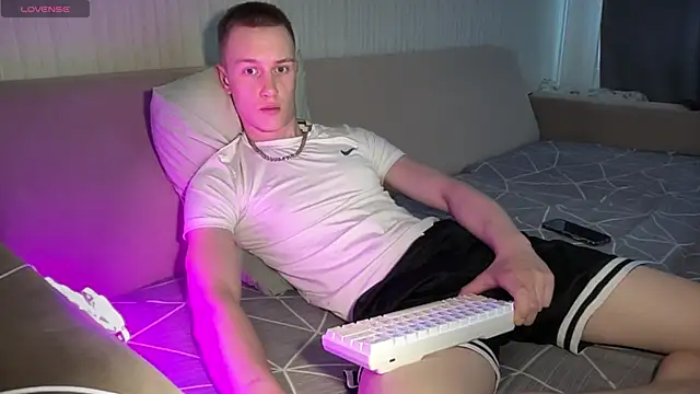 Travis Gracile online show from 07-05-26, 07:26