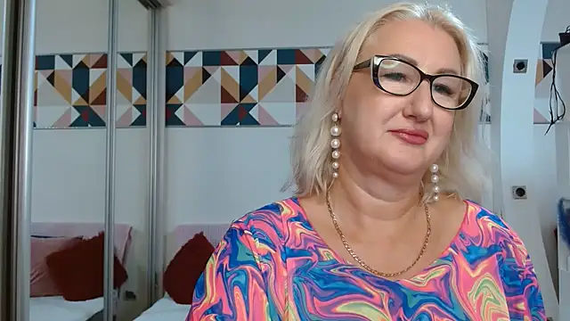 Snapshot of DianaFrances chatting on 07-03-26, 04:13 DianaFrances online show from 07-03-26, 04:13