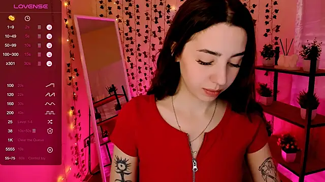 CharliGrace  online show from 05-02-26, 08:08