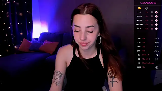 Snapshot of CharliGrace_ chatting on 06-27-26, 12:33 CharliGrace online show from 06-27-26, 12:33