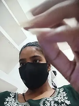 Snapshot of Riya_cum66 chatting on 05-19-26, 02:40 Riya cum66 online show from 05-19-26, 02:40