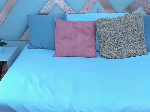 Danika Spice online show from 04-14-26, 04:18