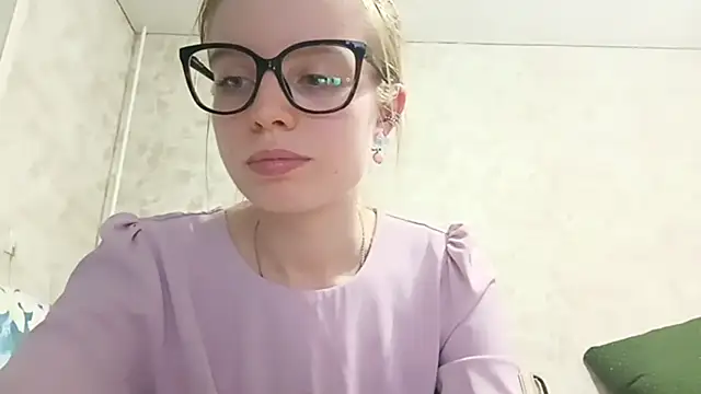 Snapshot of HornyNightTeacher chatting on 05-07-26, 06:13 HornyNightTeacher online show from 05-07-26, 06:13