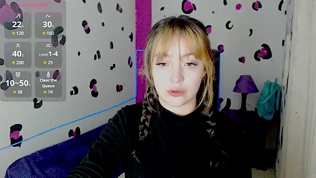 Snapshot of vero_doll12 chatting on 05-28-26, 01:08 vero doll12 online show from 05-28-26, 01:08