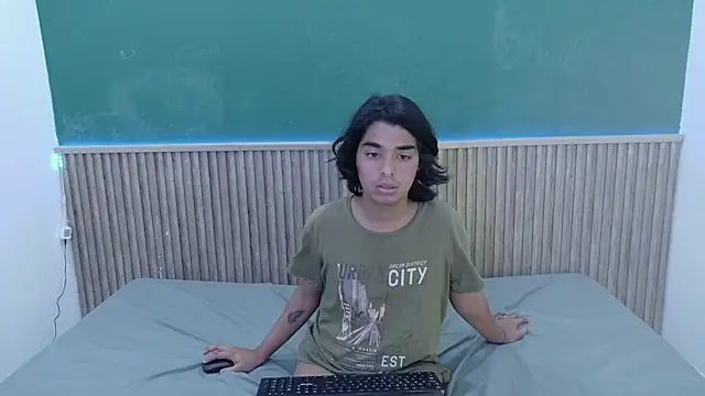 isabellakath online show from 04-12-26, 12:54