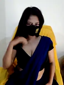 Snapshot of black-woman chatting on 06-23-26, 07:12 black-woman online show from 06-23-26, 07:12