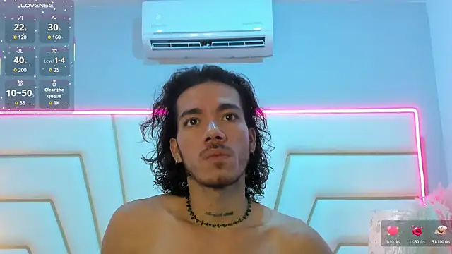 Snapshot of AngeloRoush chatting on 04-15-26, 05:58 AngeloRoush online show from 04-15-26, 05:58