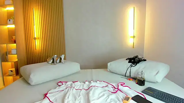 Snapshot of dalila_sette chatting on 05-09-26, 11:59 dalila sette online show from 05-09-26, 11:59