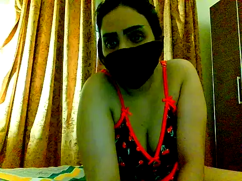 Ladyhunder99 online show from 04-30-26, 11:16