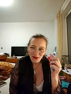 Snapshot of Blond_lady_czech chatting on 04-23-26, 08:22 Blond lady czech online show from 04-23-26, 08:22