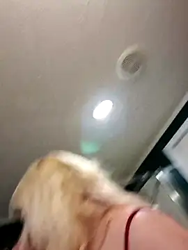 itsthatgirl online show from 04-11-26, 03:11