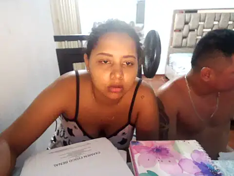 Snapshot of Ninibella chatting on 06-19-26, 02:38 Ninibella online show from 06-19-26, 02:38