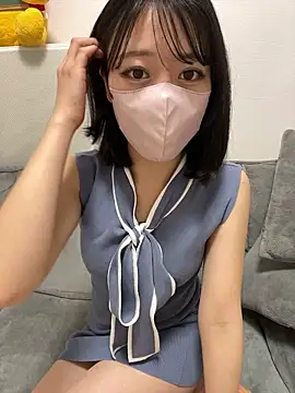 Snapshot of aoi_816 chatting on 04-30-26, 01:06 aoi 816 online show from 04-30-26, 01:06