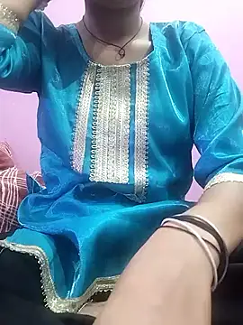 Snapshot of Liviya__225__ chatting on 04-11-26, 07:13 Liviya 225 online show from 04-11-26, 07:13