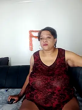 BUSTYQUEEN56  online show from 04-15-26, 02:18